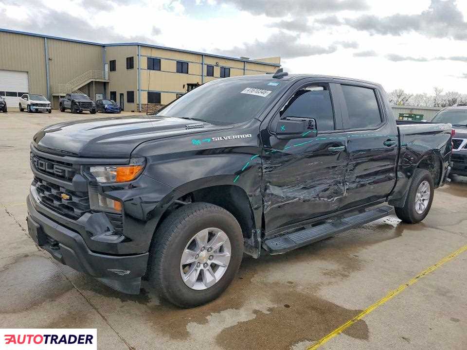 Chevrolet Silverado 2025 2