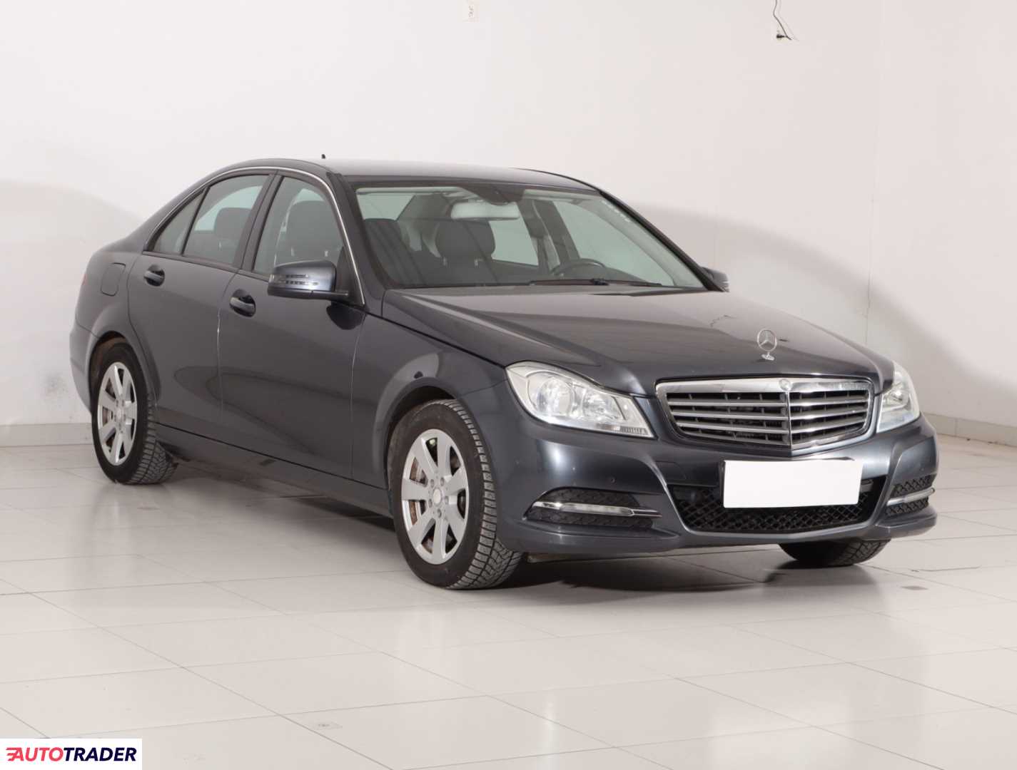 Mercedes C-klasa 2013 1.8 181 KM