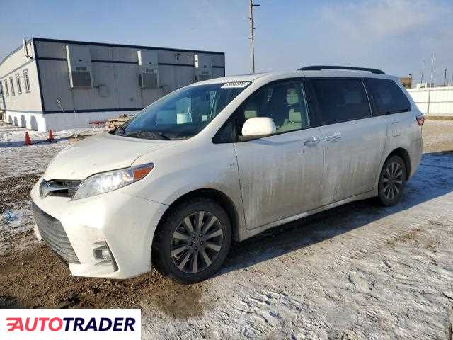 Toyota Sienna 3.0 benzyna 2020r. (BISMARCK)