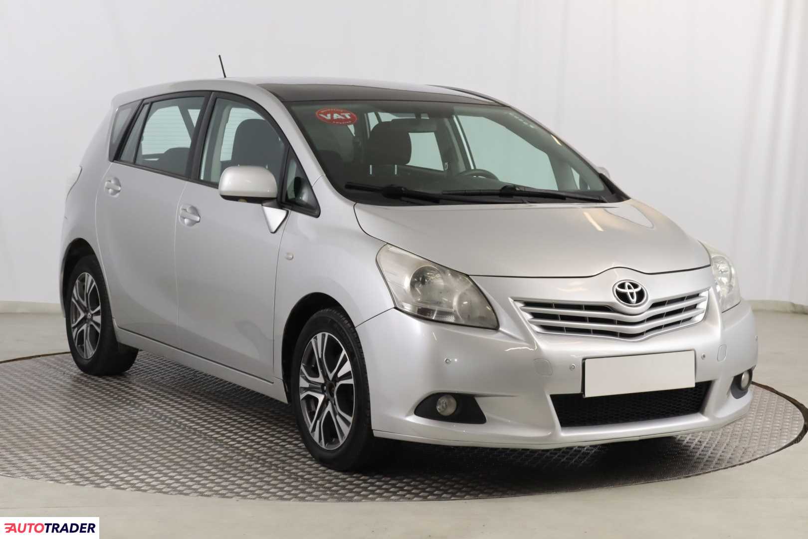Toyota Verso 2010 2.0 122 KM Toyota Verso 2010 2.0 122 KM