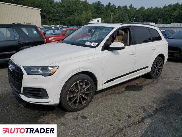Audi Q7 2021 3