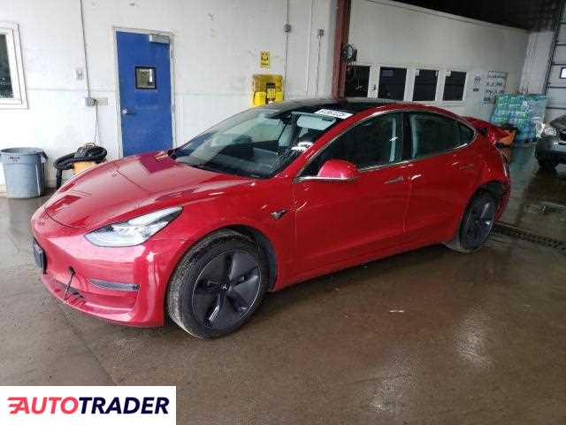 Tesla Model 3 2020