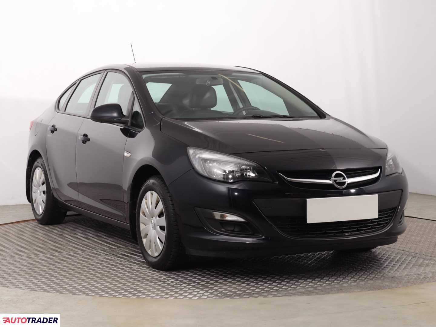 Opel Astra 2017 1.6 113 KM