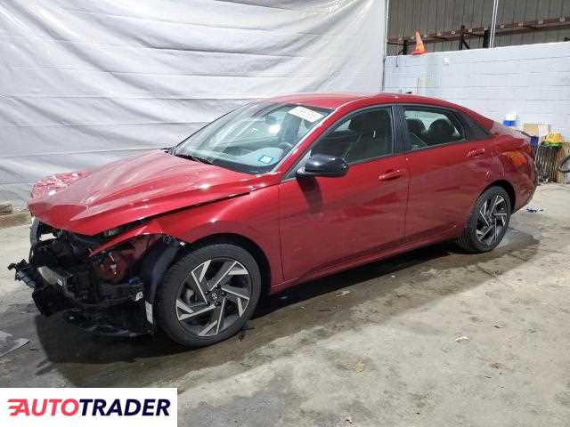 Hyundai Elantra 2025 2