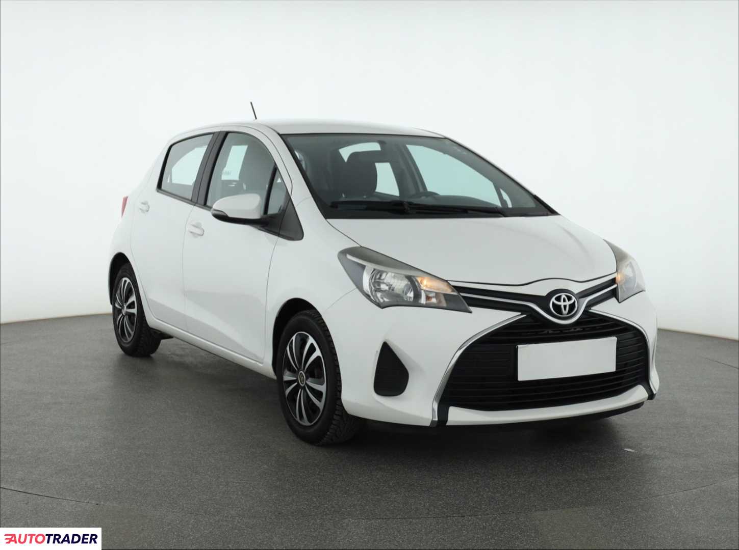 Toyota Yaris 2015 1.0 68 KM