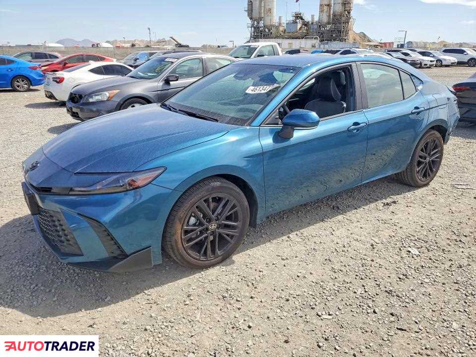 Toyota Camry 2025 2