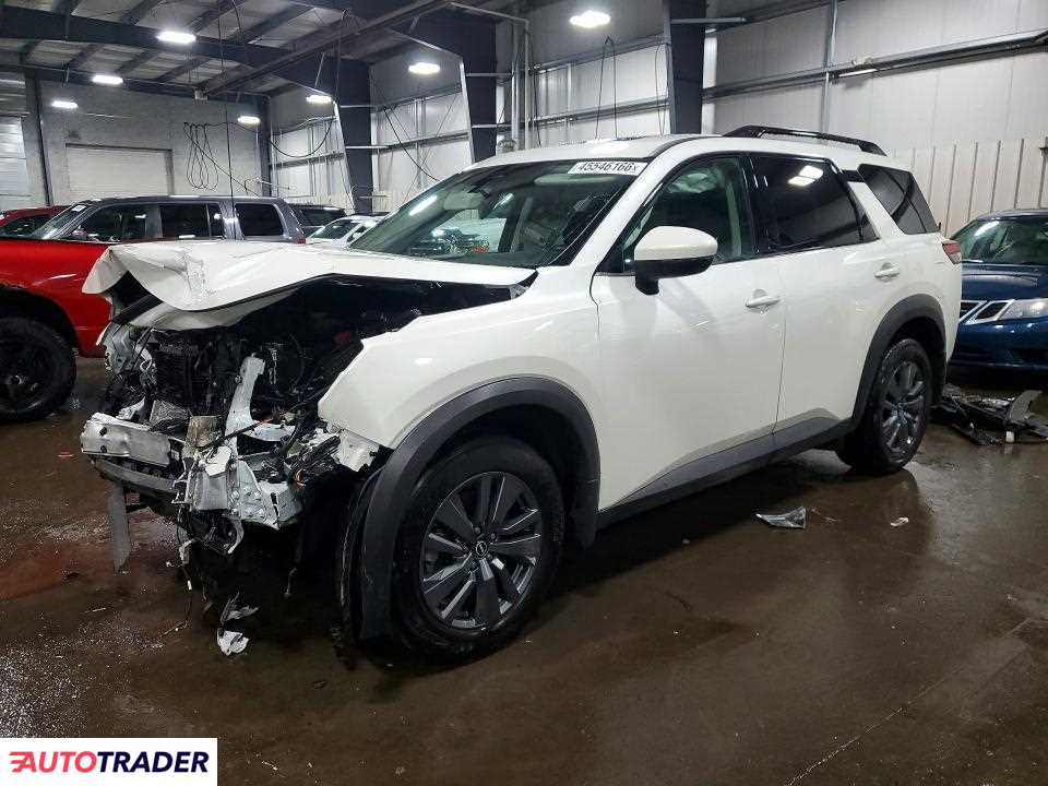 Nissan Pathfinder 2024 3