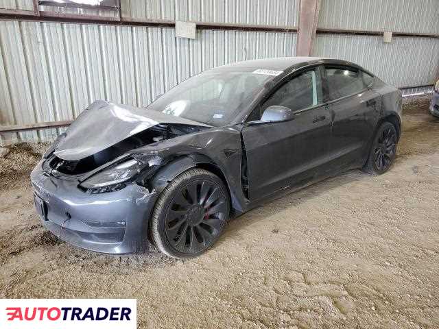 Tesla Model 3 2023