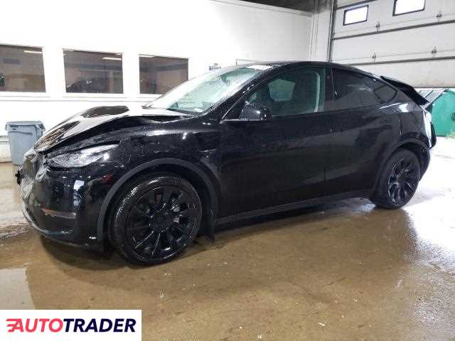 Tesla Model Y 2022