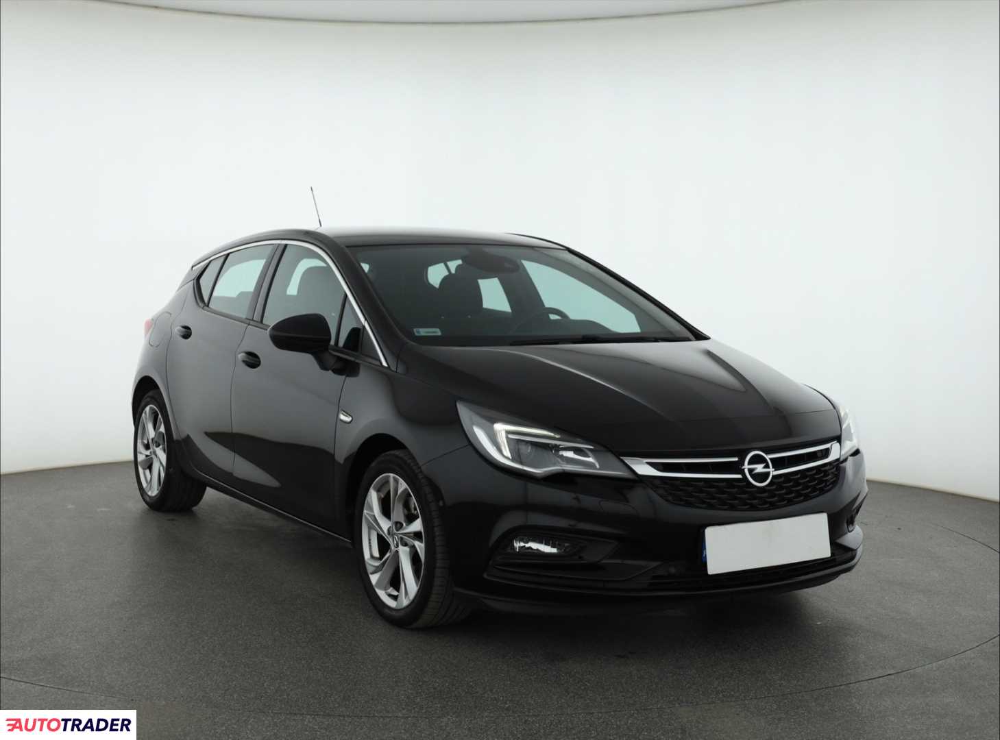 Opel Astra 2018 1.6 197 KM
