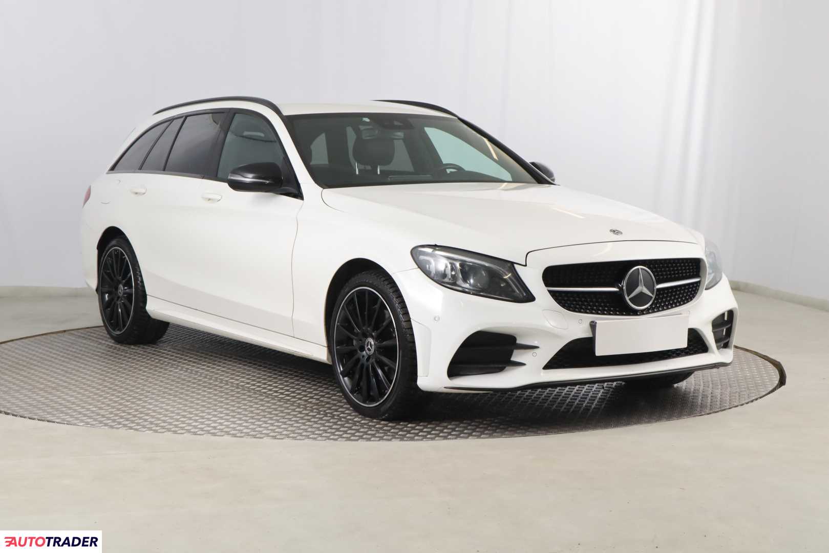 Mercedes C-klasa 2020 2.0 191 KM