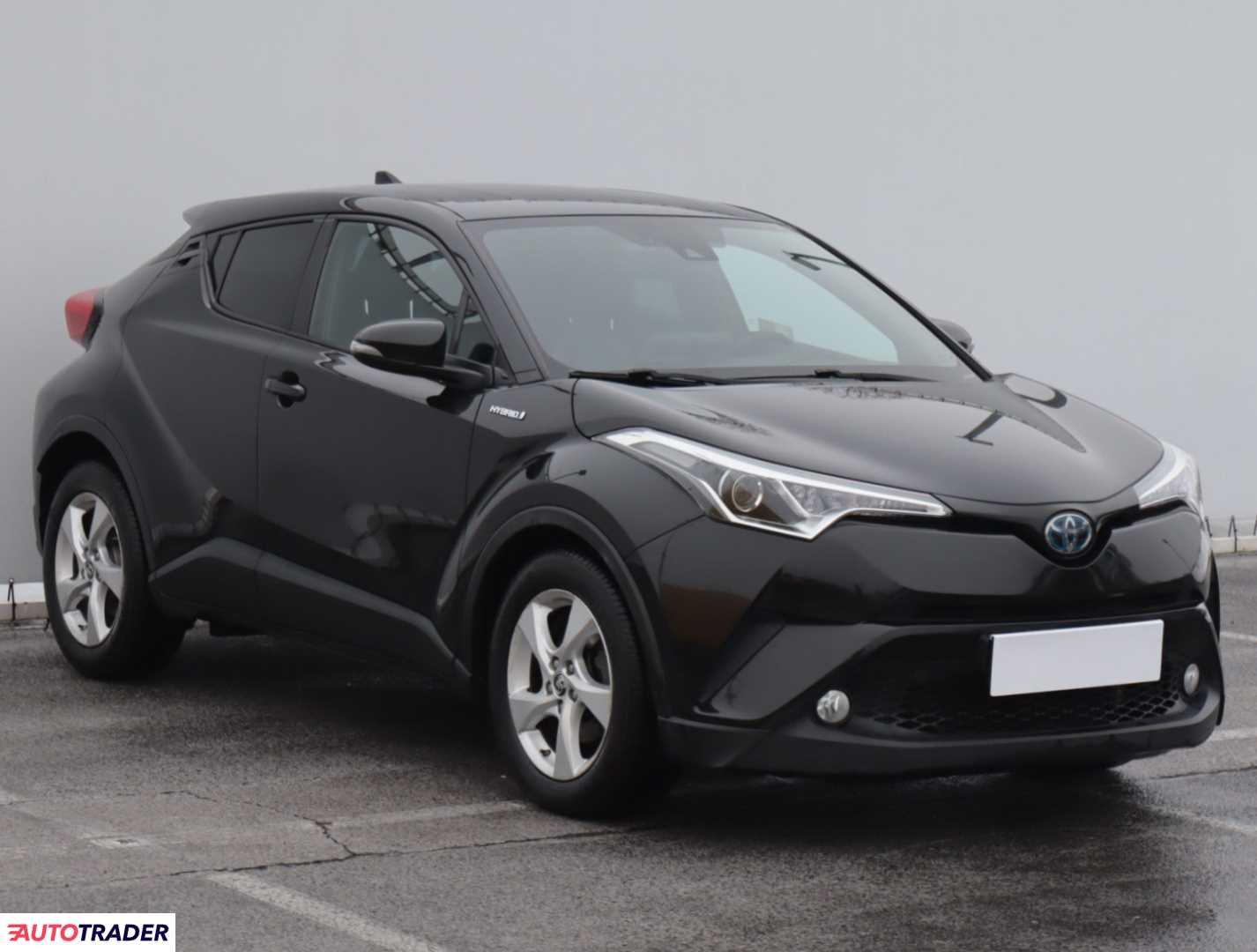 Toyota C-HR 2018 1.8 120 KM