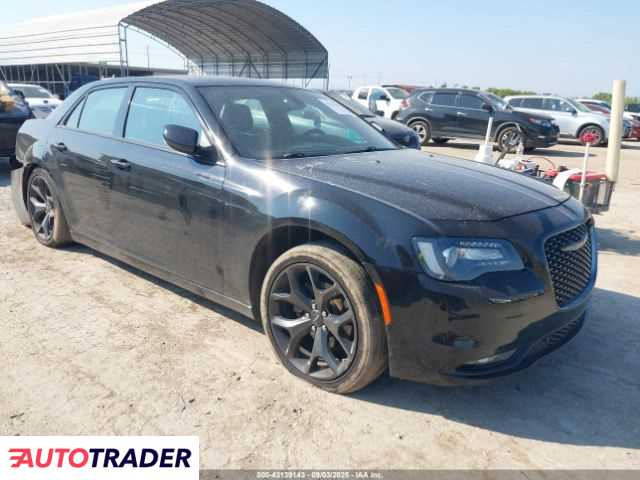 Chrysler 300C 2022 3