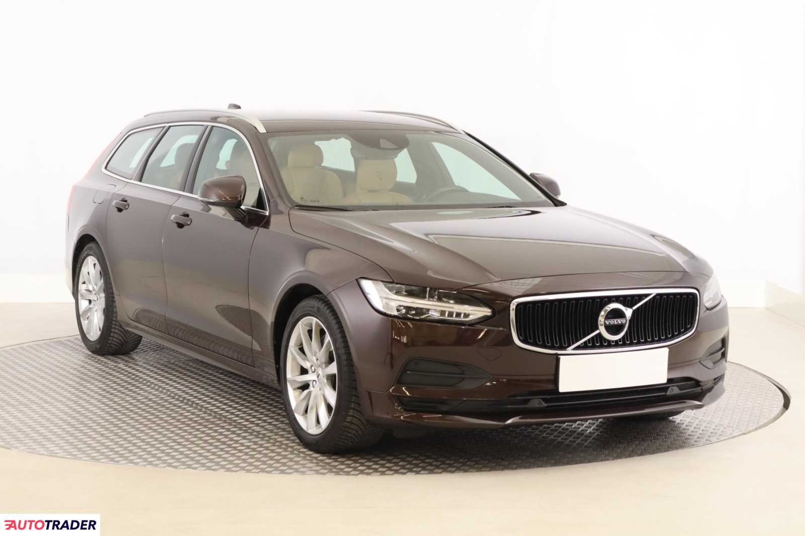 Volvo V90 2019 2.0 187 KM