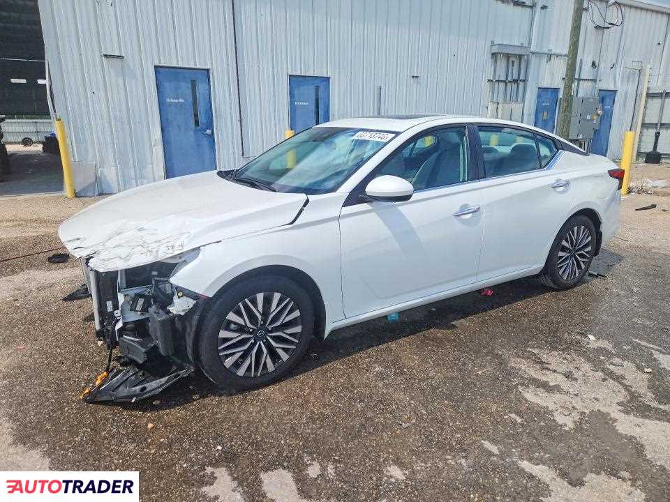 Nissan Altima 2024 2