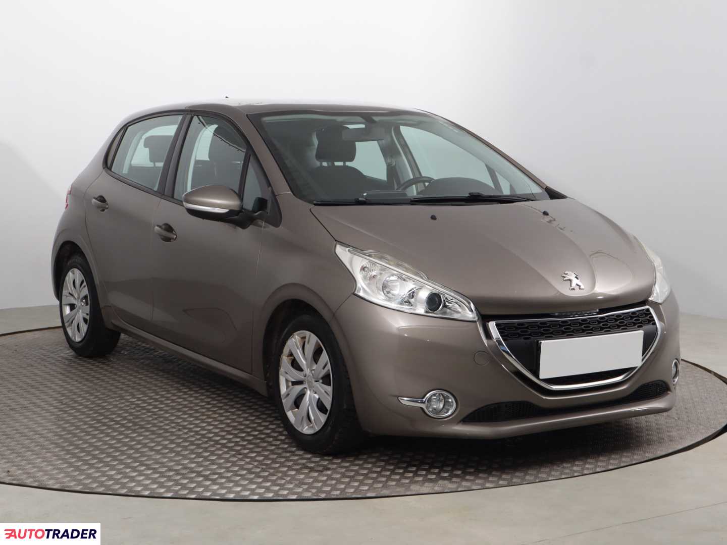 Peugeot 208 2012 1.4 93 KM