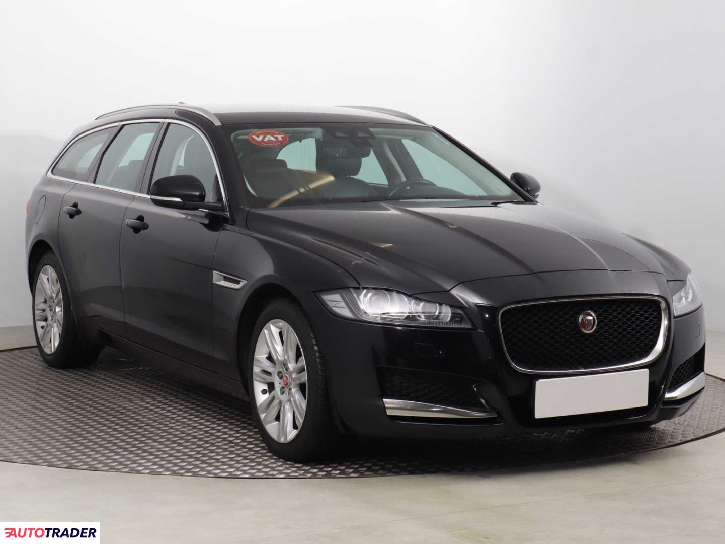 Jaguar XF 2019 2.0 237 KM