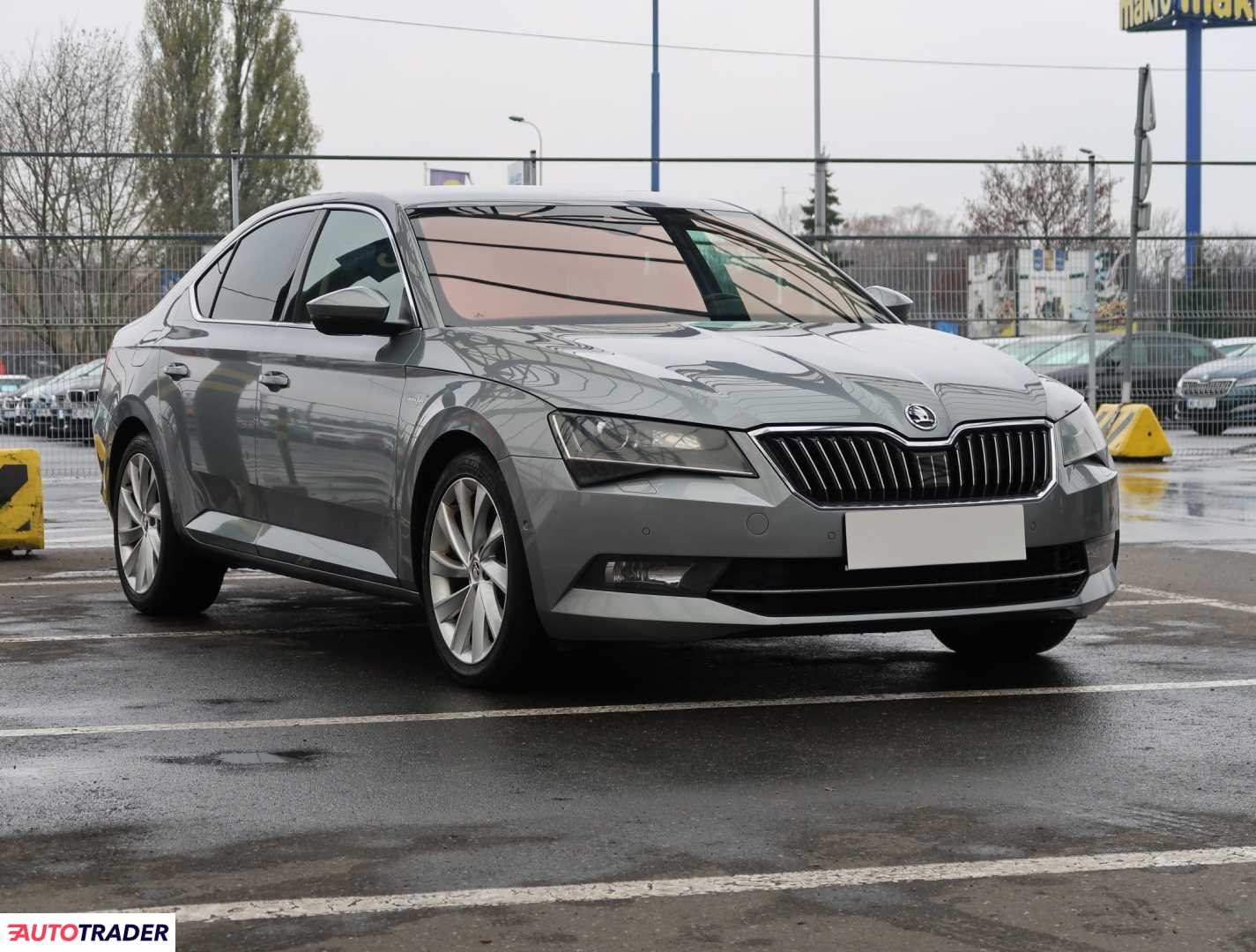 Skoda Superb 2016 2.0 276 KM