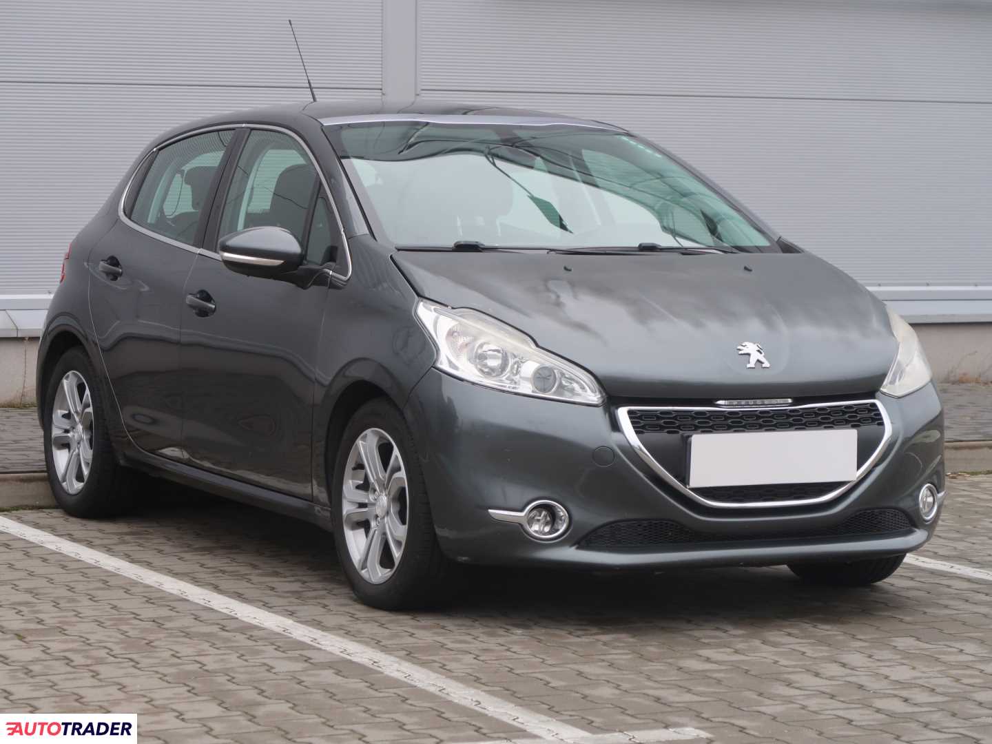 Peugeot 208 2013 1.2 80 KM