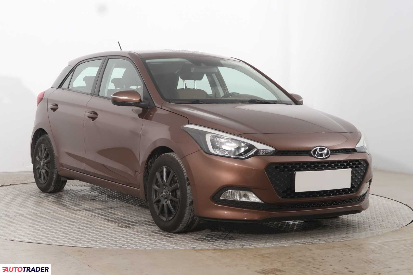 Hyundai i20 2015 1.4 99 KM