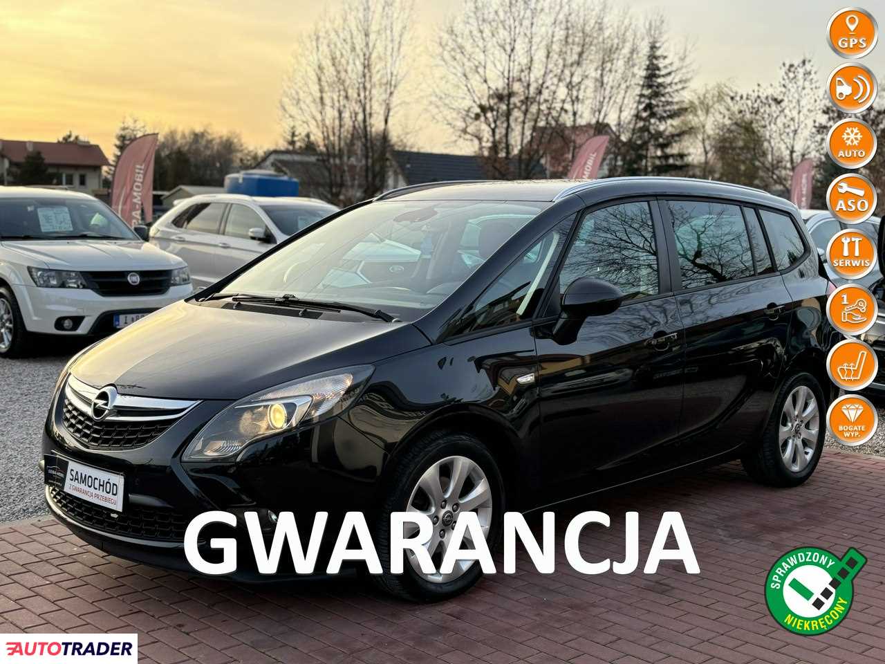 Opel Zafira 2015 1.4 140 KM