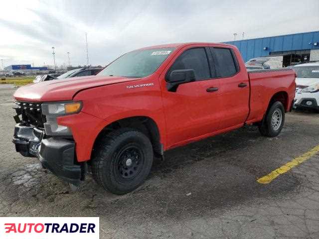 Chevrolet Silverado 2019 4