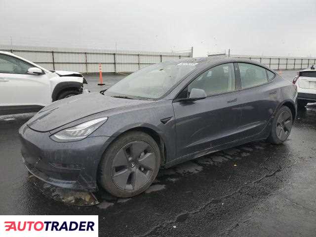 Tesla Model 3 2023