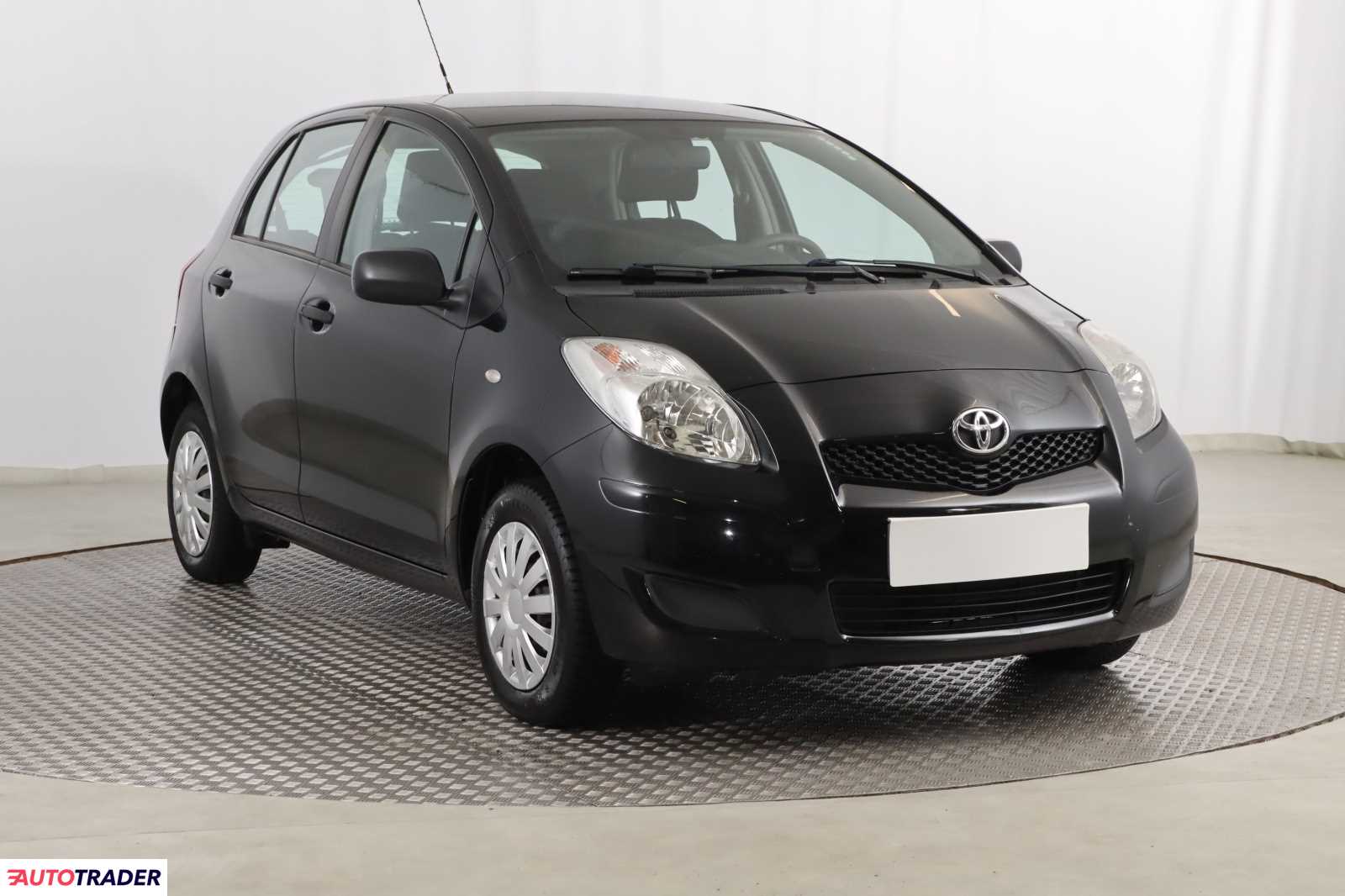 Toyota Yaris 2009 1.0 68 KM