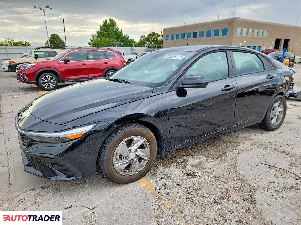 Hyundai Elantra 2025 2