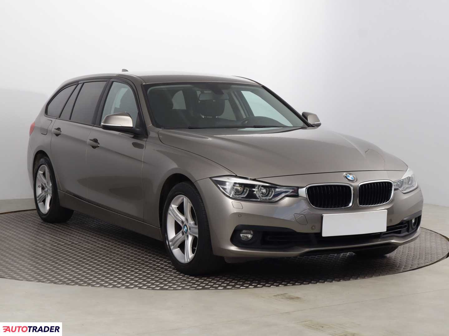 BMW 318 2017 1.5 134 KM BMW 318 2017 1.5 134 KM