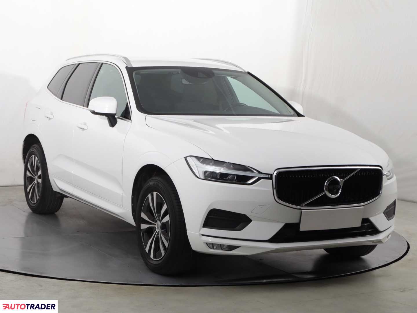 Volvo XC60 2020 2.0 194 KM