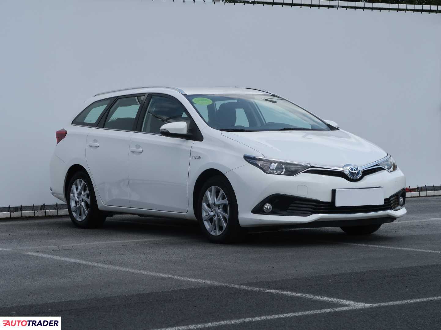 Toyota Auris 2015 1.8 134 KM Toyota Auris 2015 1.8 134 KM