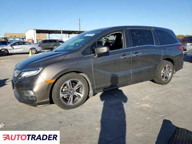 Honda Odyssey 2019 3