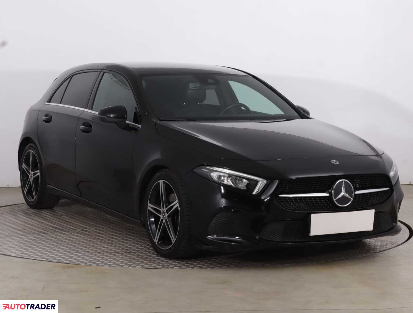 Mercedes A-klasa 2019 1.5 113 KM