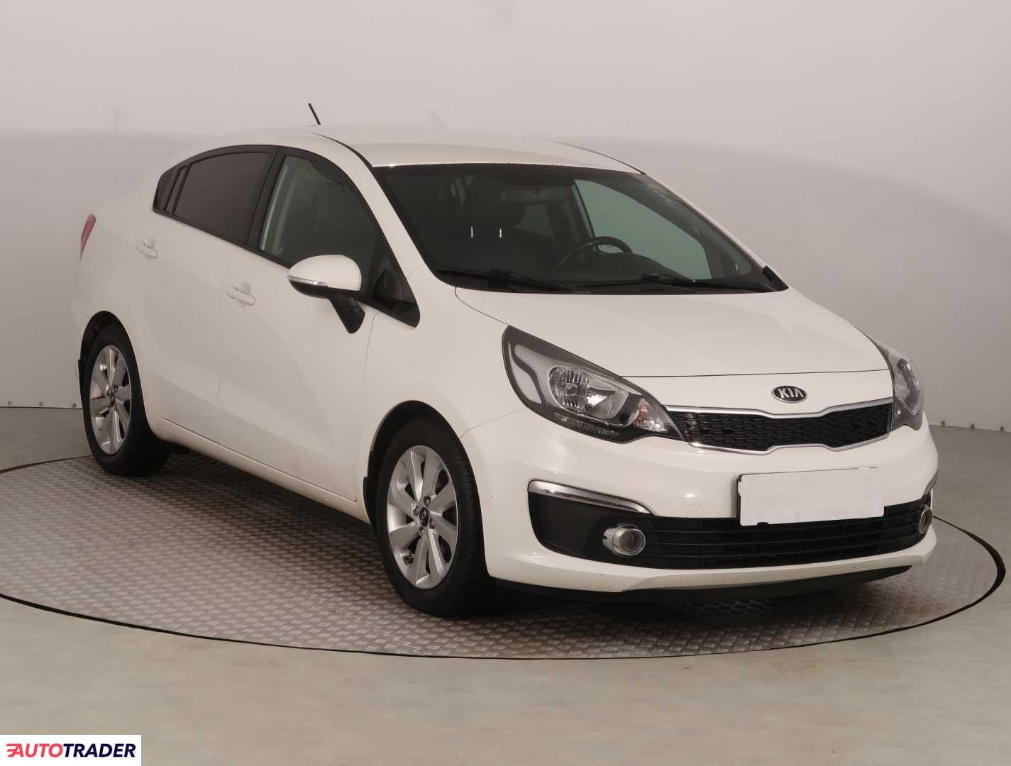 Kia Rio 1.4 107 KM 2015r. (Piaseczno)