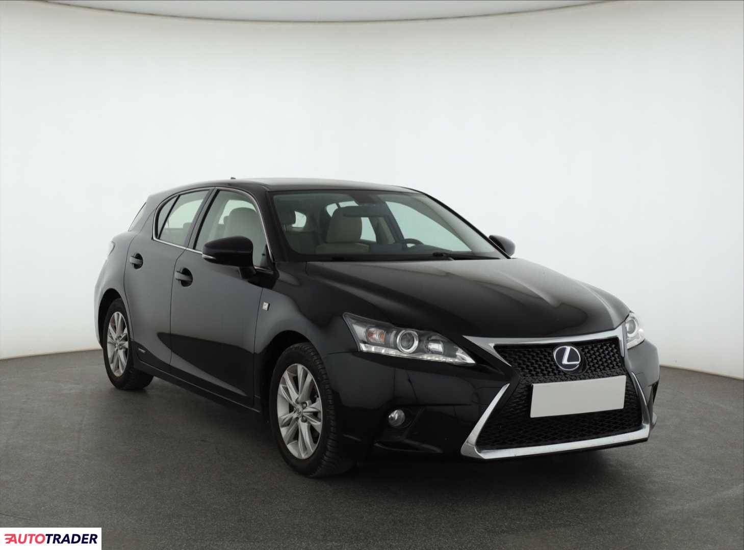 Lexus CT 2016 1.8 134 KM