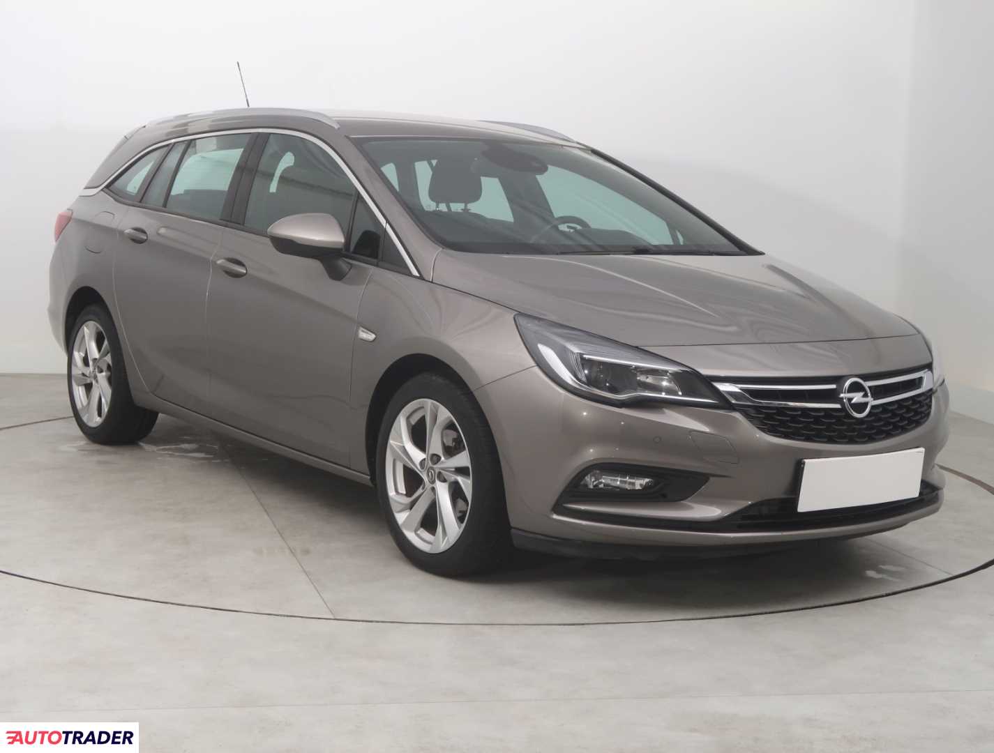 Opel Astra 2016 1.4 147 KM