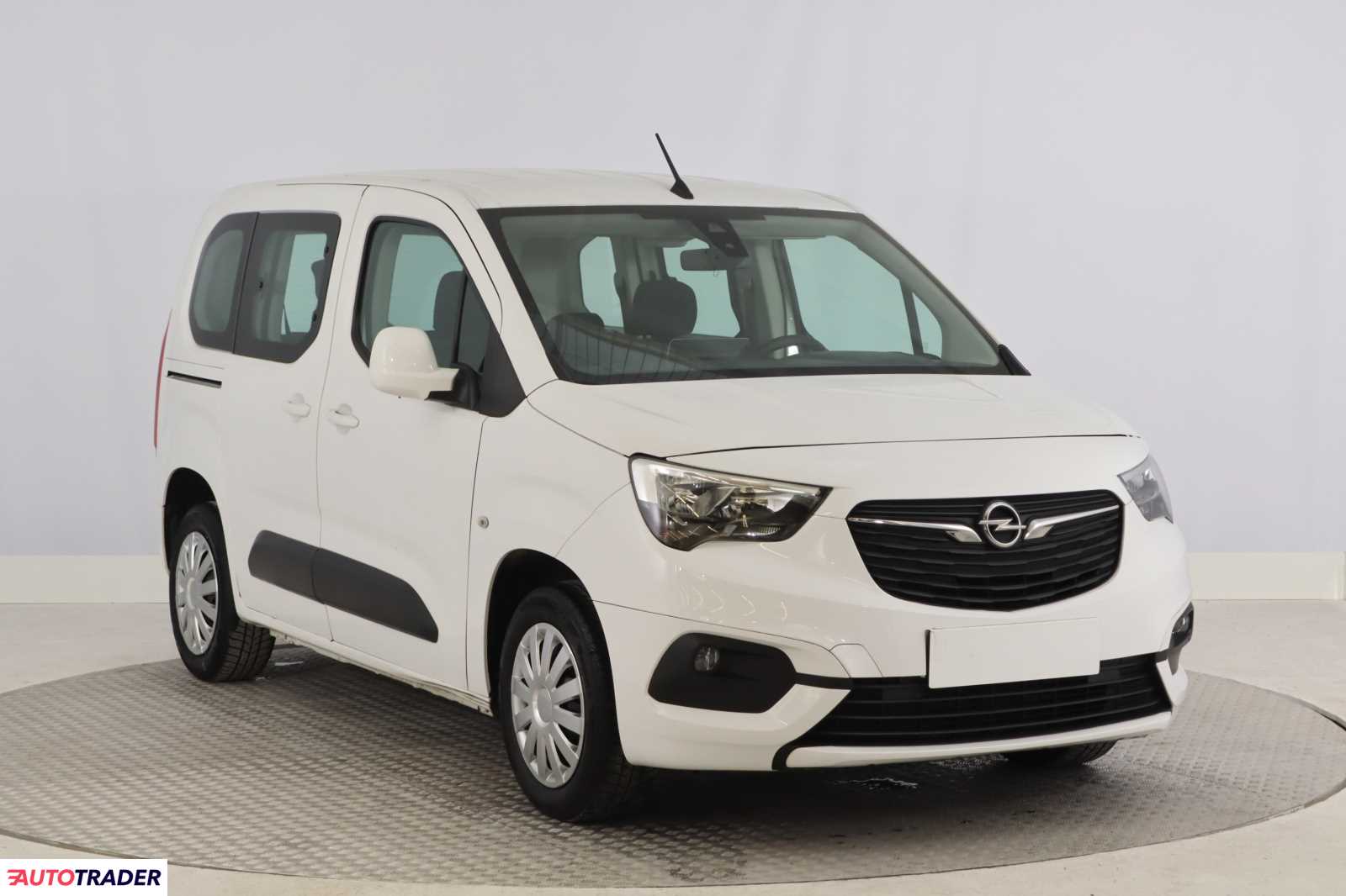 Opel Combo 2019 1.5 128 KM
