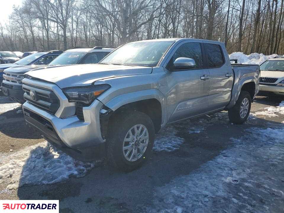 Toyota Tacoma 2025 2