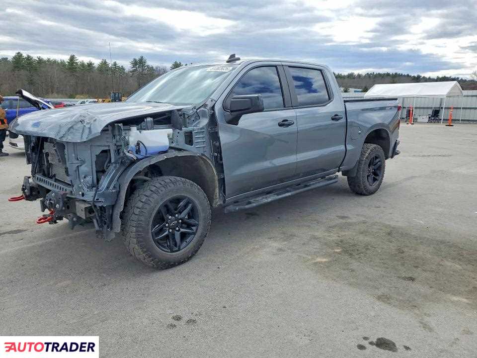 Chevrolet Silverado 2020 5