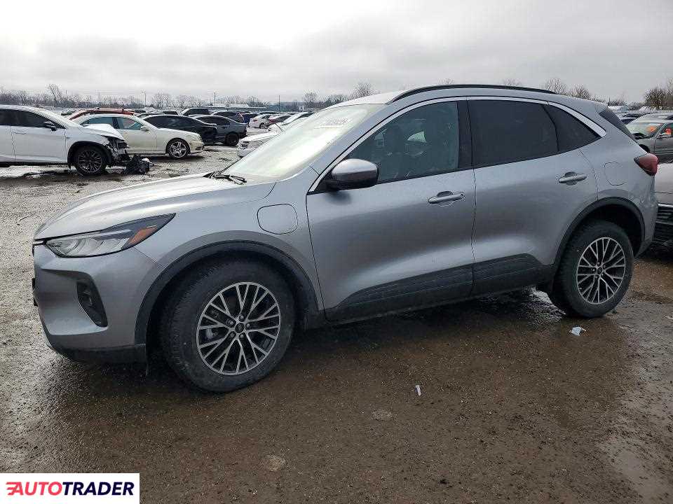 Ford Escape 2024 2