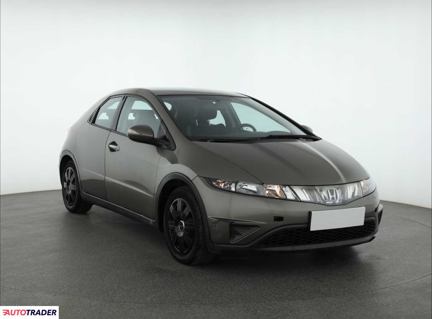 Honda Civic 2006 1.3 81 KM