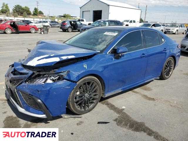 Toyota Camry 2024 3