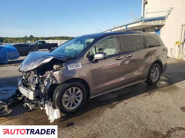 Toyota Sienna 2022 2