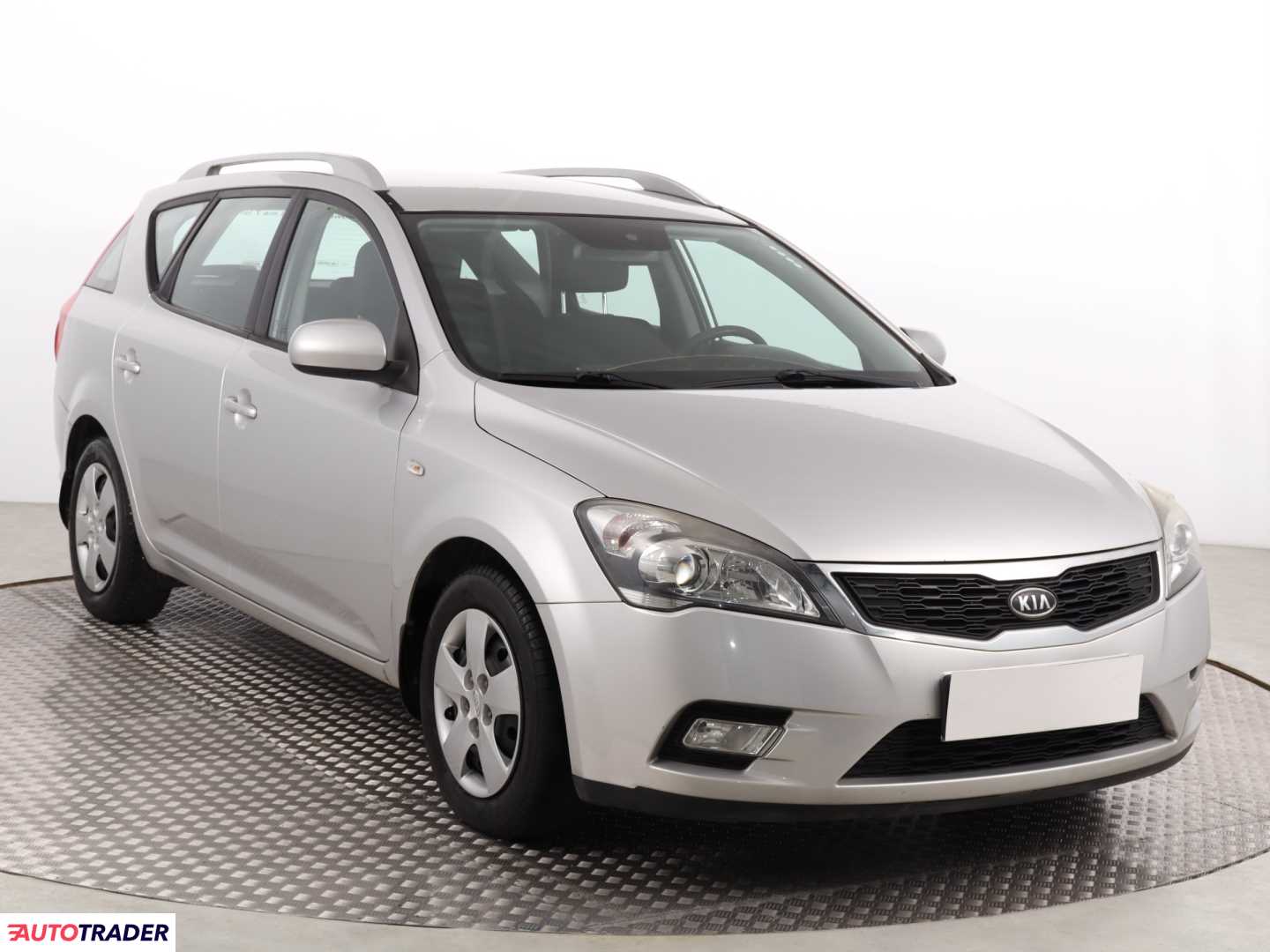 Kia Ceed 2010 1.6 113 KM