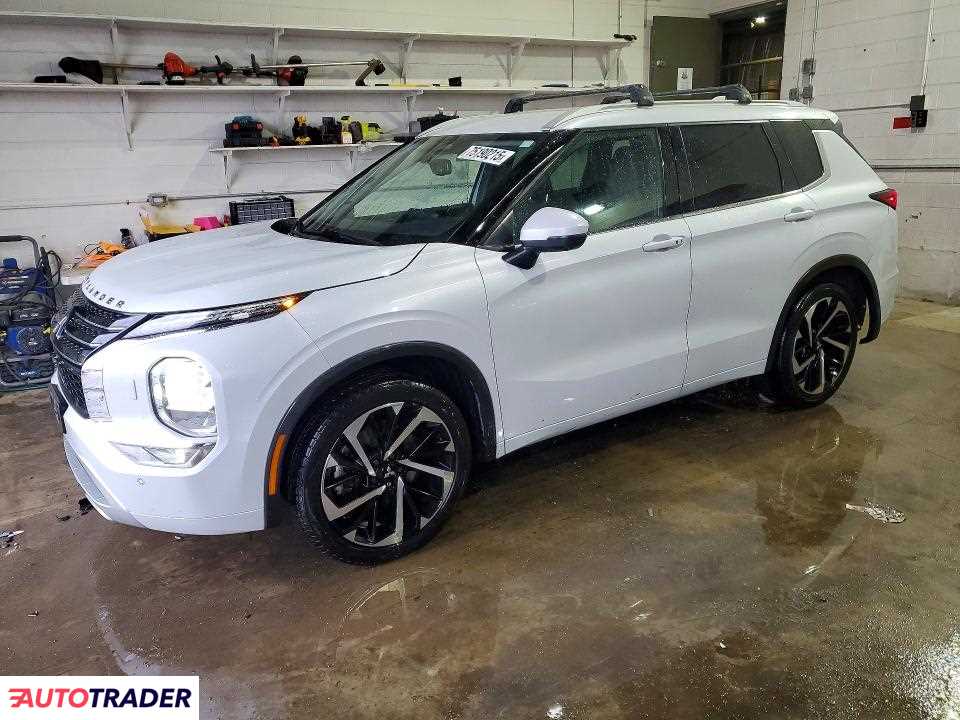 Mitsubishi Outlander 2022 2