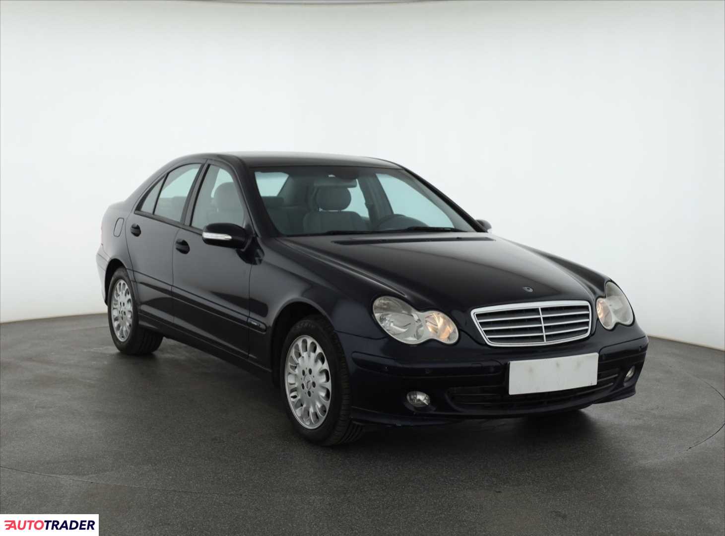 Mercedes C-klasa 2004 1.8 140 KM Mercedes C-klasa 2004 1.8 140 KM