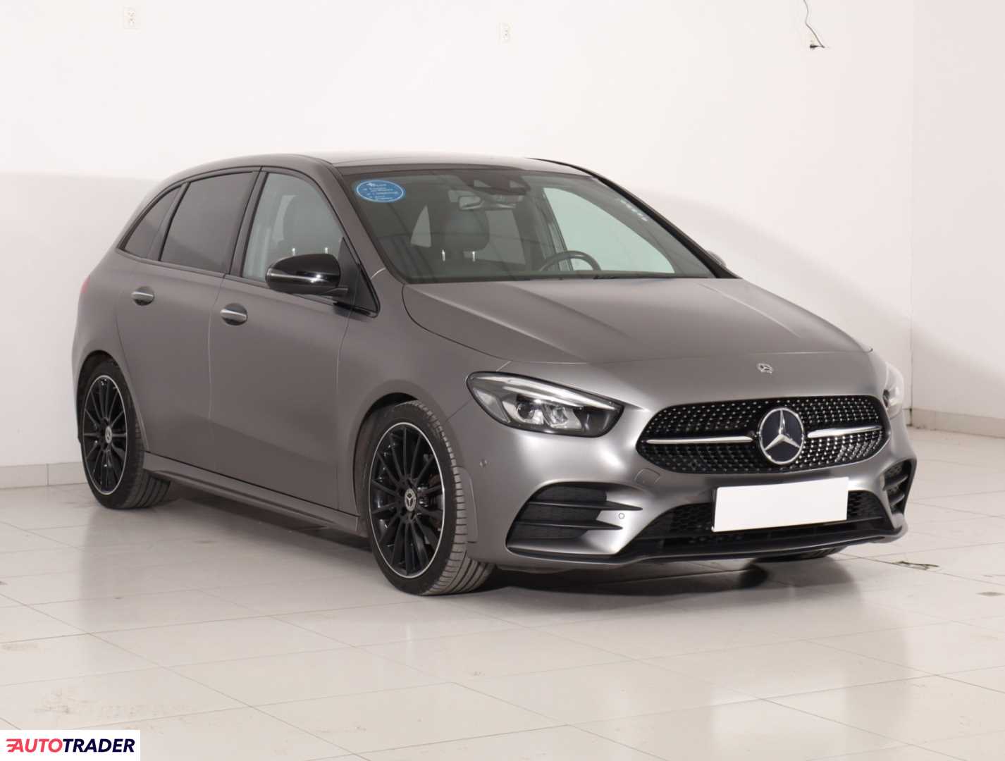 Mercedes B-klasa 2019 1.3 160 KM