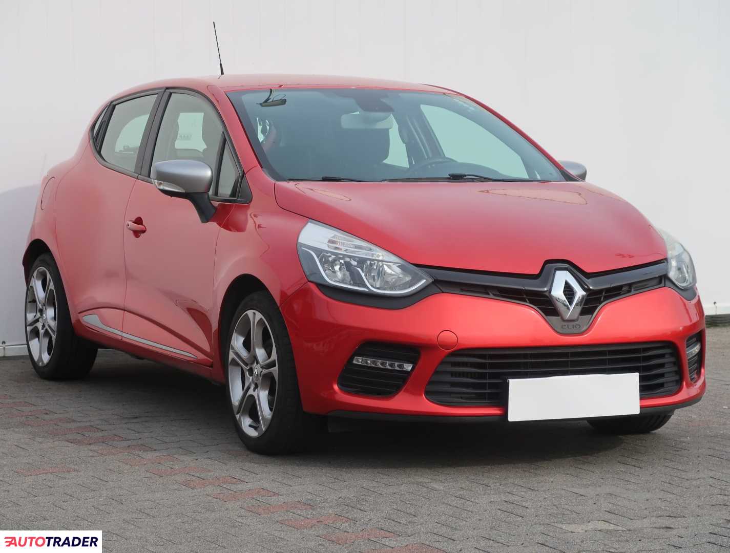 Renault Clio 2015 0.9 88 KM