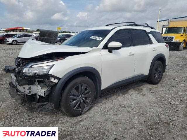 Nissan Pathfinder 2022 3